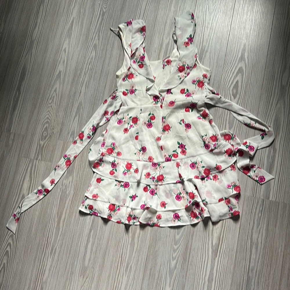 Express Women’s Satin floral dress - Picture 2 of 3